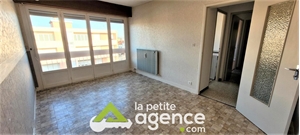 t2 à la location -   03100  MONTLUCON, surface 40 m2 location t2 - UBI411997457